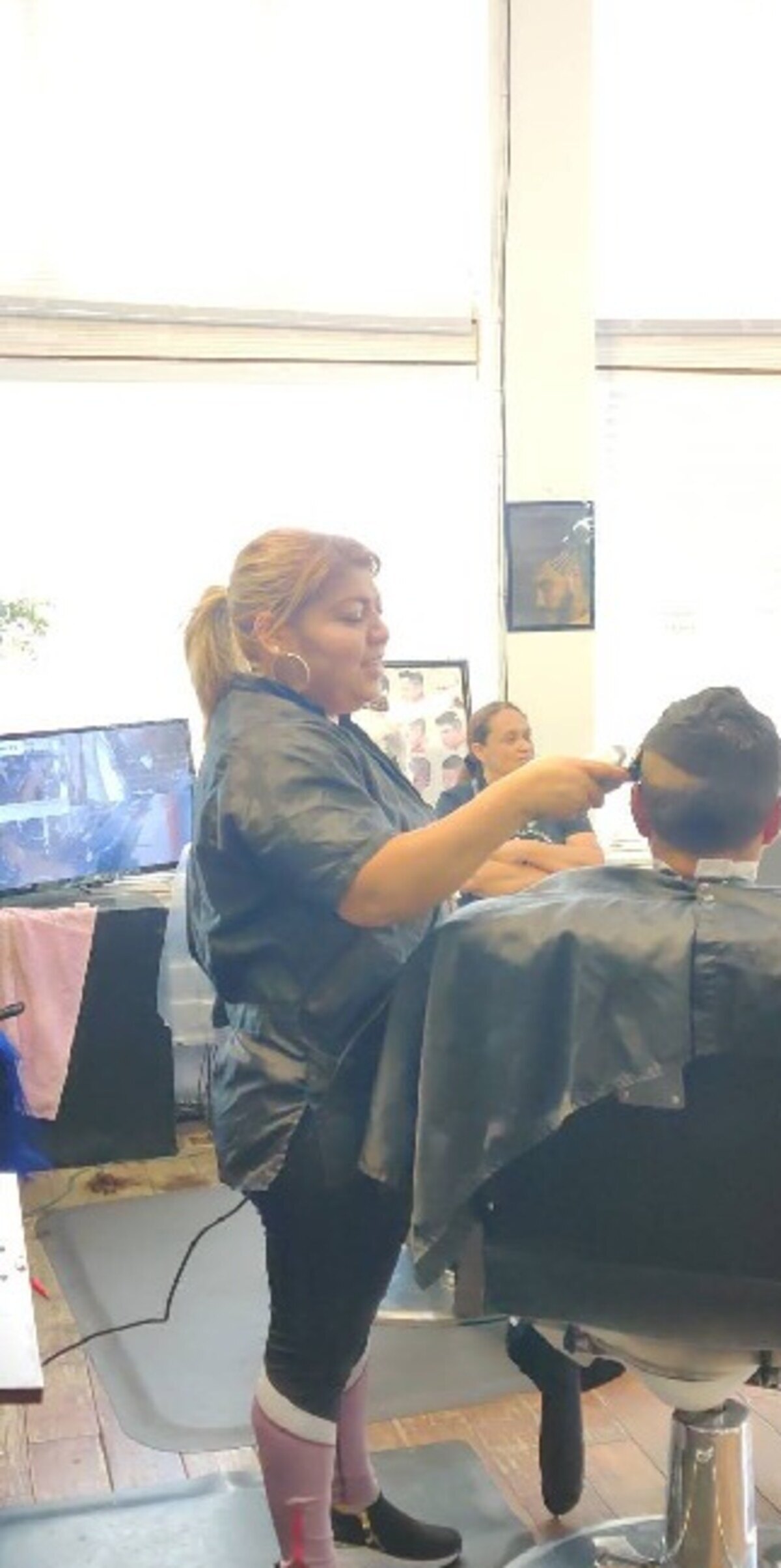 Catrachos Cutz on Cherokee Street